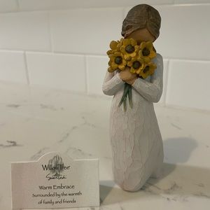 Willow Tree Warm Embrace Figurine 🌻